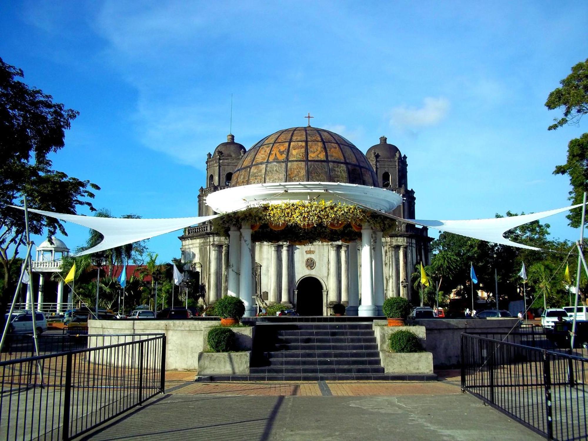 Reddoorz At Sta Cruz Naga City Екстер'єр фото